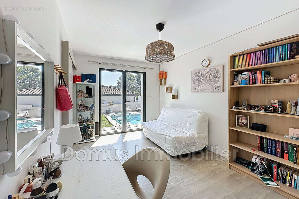 Maison à JONQUERETTES