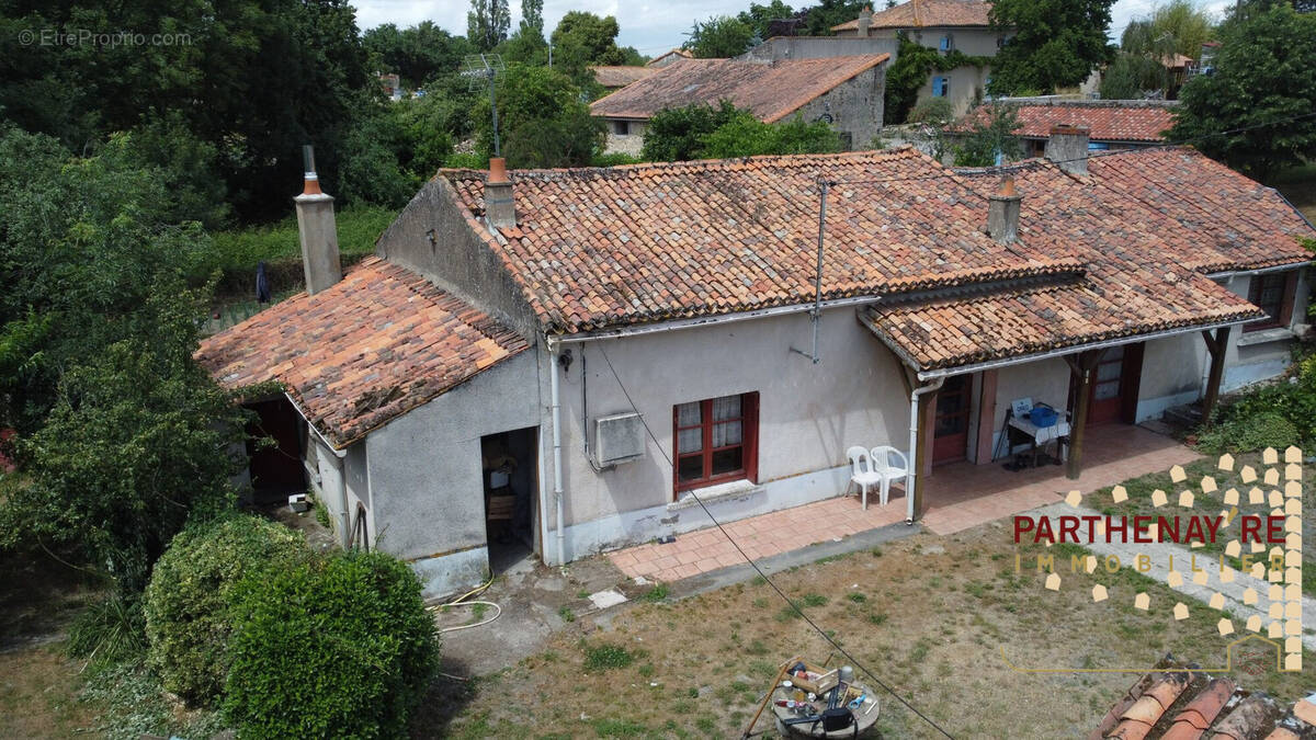 Maison à LA PEYRATTE