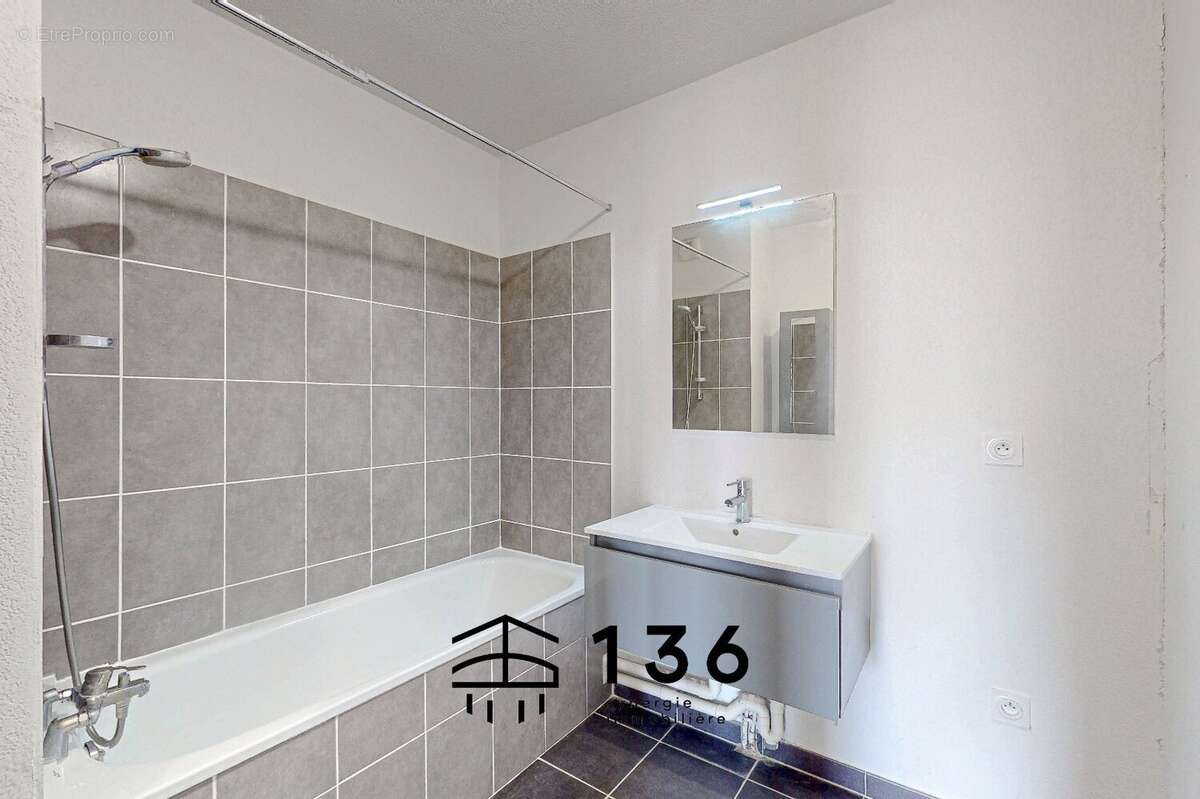 Appartement 62 m² à Juvignac  - photo 7