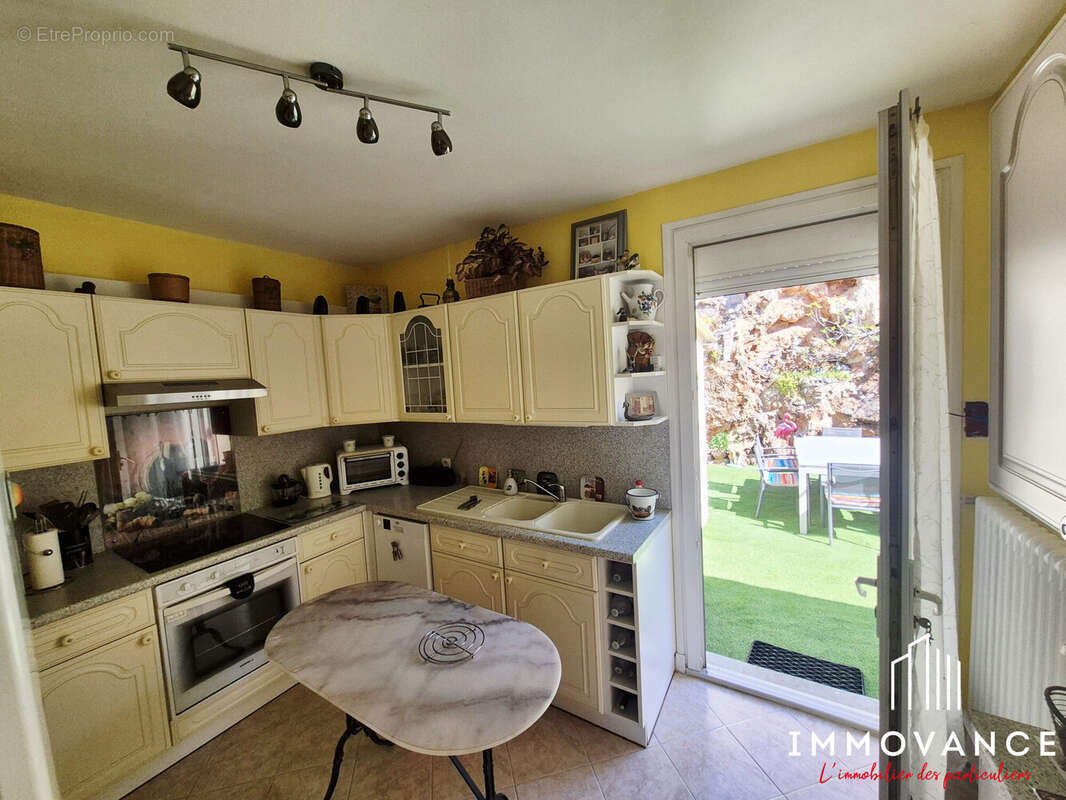 CUISINE - Maison à BALARUC-LES-BAINS