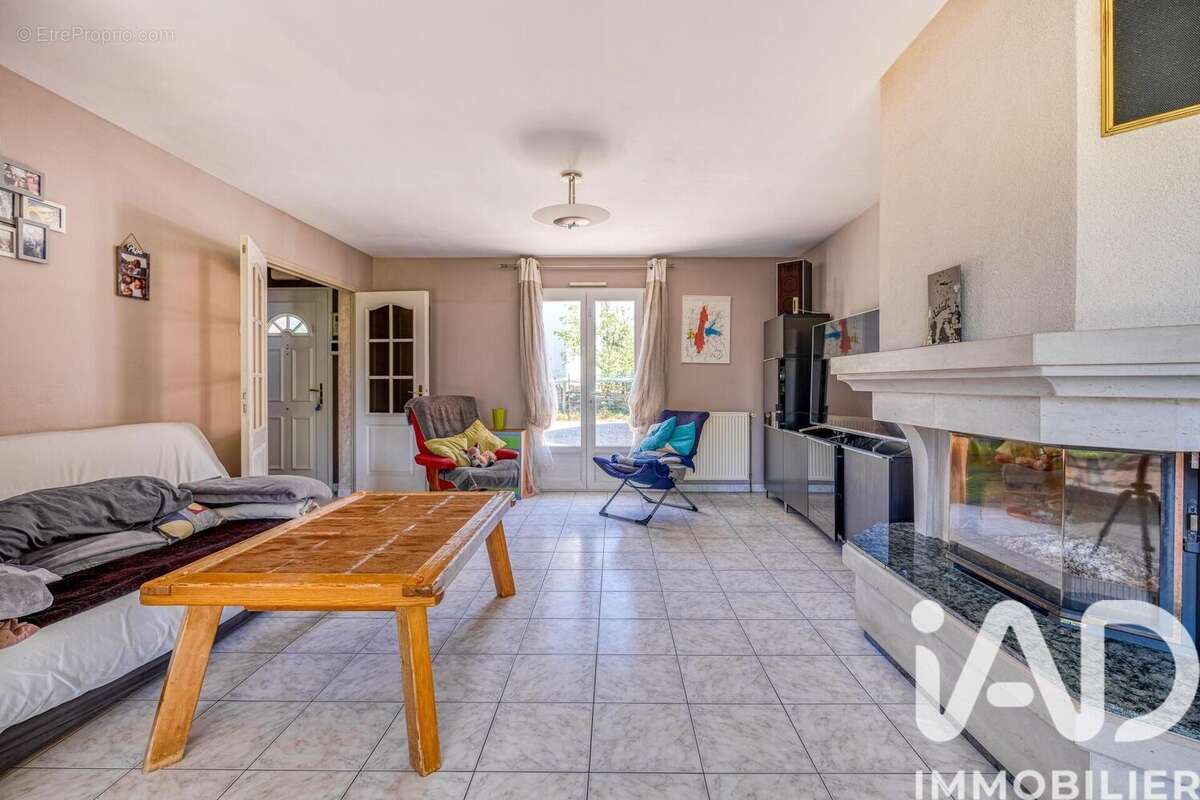 Photo 5 - Maison à NANTEUIL-LES-MEAUX