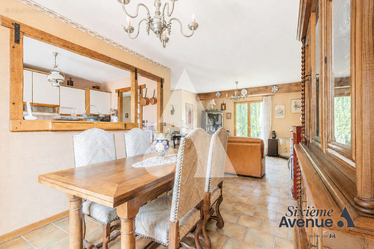 Maison à MILLY-LA-FORET