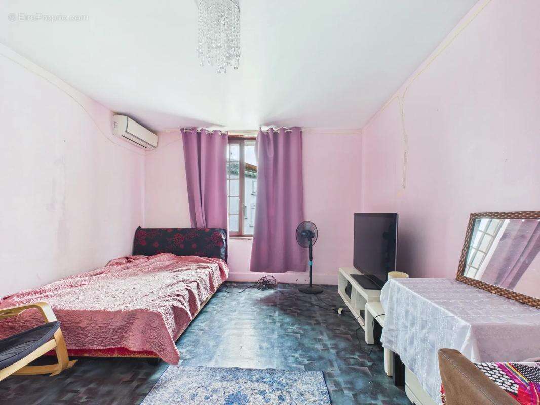 Maison à SEREZIN-DU-RHONE