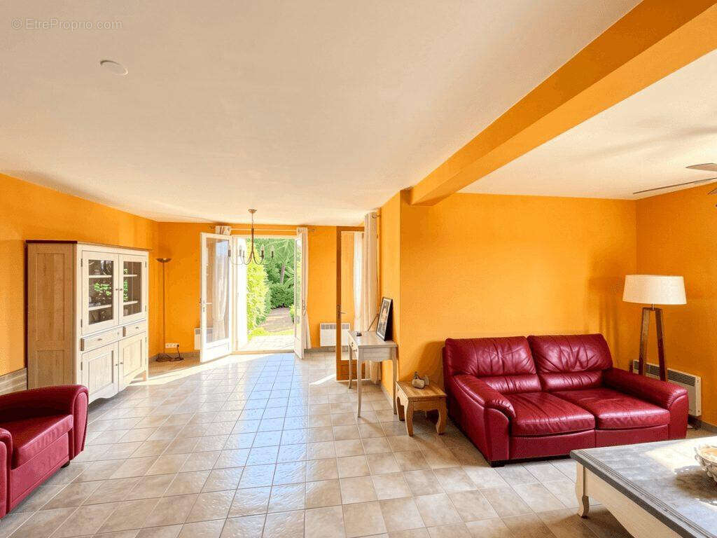 Maison à MOUGINS