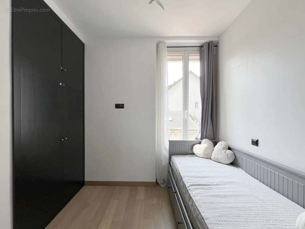 Appartement à SAINT-MAUR-DES-FOSSES