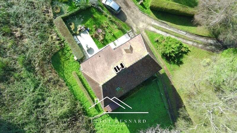 En exclusivité - Maison à colombages du XVIIᵉ siècle avec dépendances et 5 hectares – Grandchamp-le-Château - photo 14