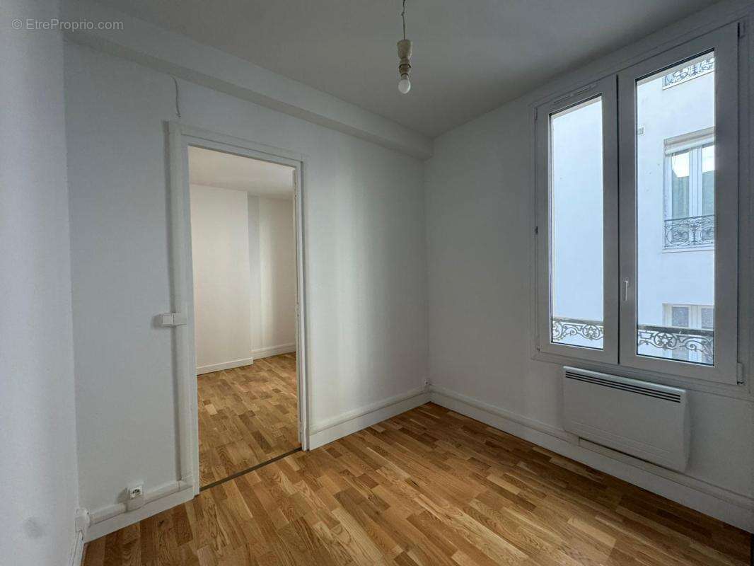 Appartement à PARIS-20E