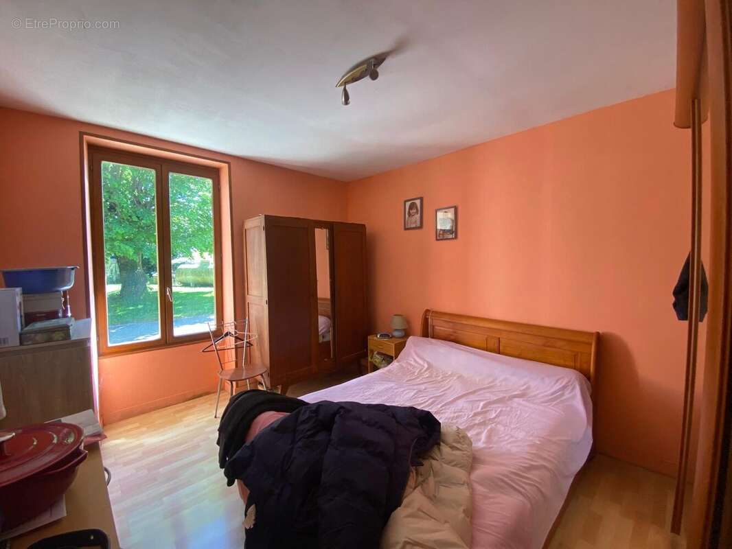 Maison à CHAUMOT