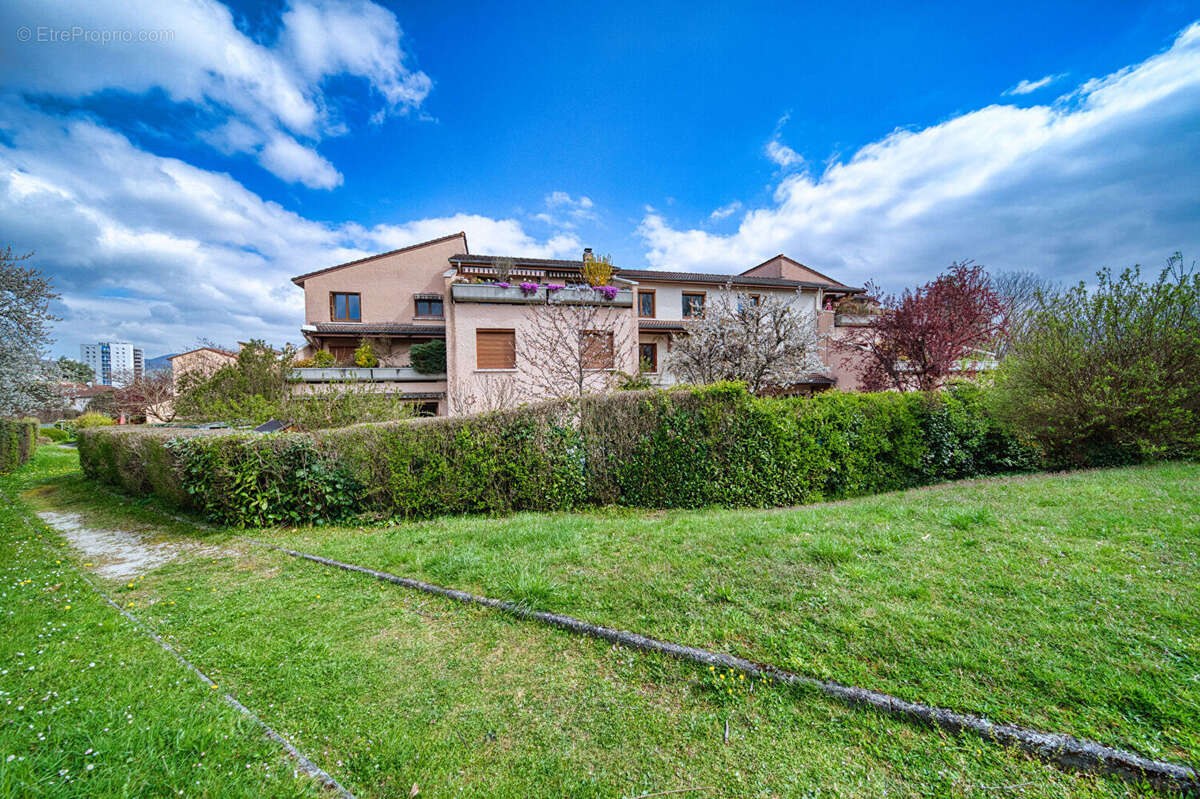 Appartement à VOIRON