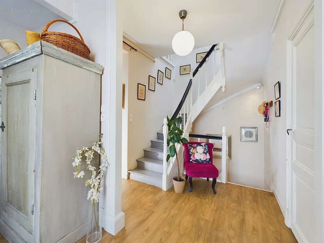 Maison à MONFLANQUIN