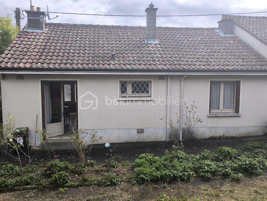 Maison à BELLAC