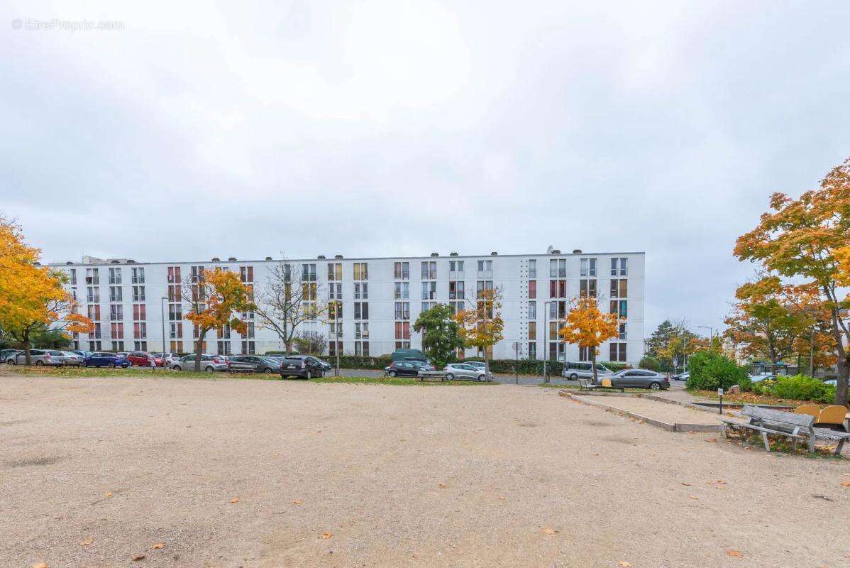 Appartement à GARGES-LES-GONESSE