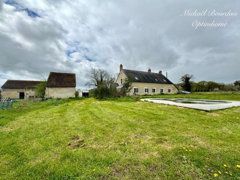 Maison à COURCELLES-DE-TOURAINE