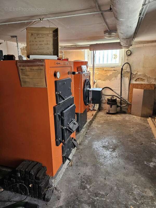 Maison à MOULINS-ENGILBERT