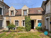 Maison à MENNECY