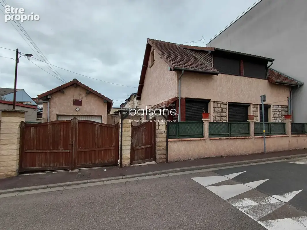 Photo Maison à Le Petit-Quevilly au prix de 190 000€