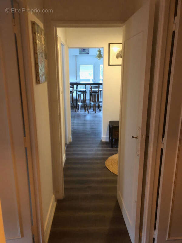 Appartement à COURBEVOIE