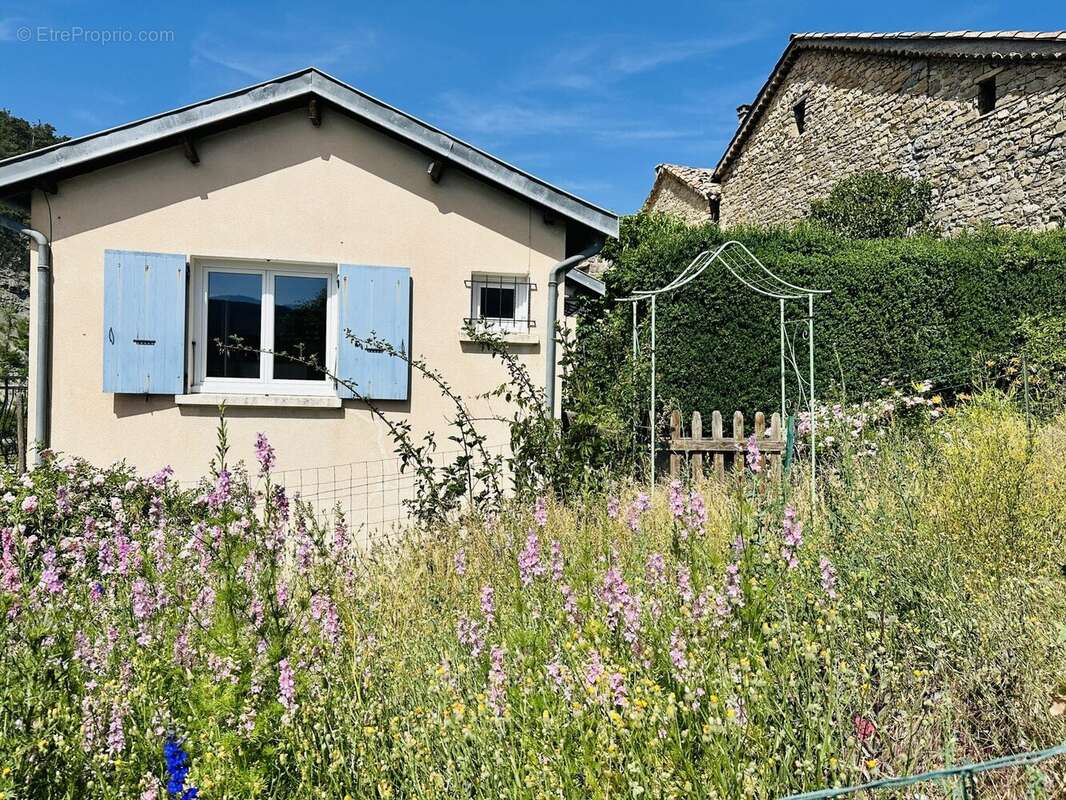 Maison 51 m² à Montjay  - photo 2