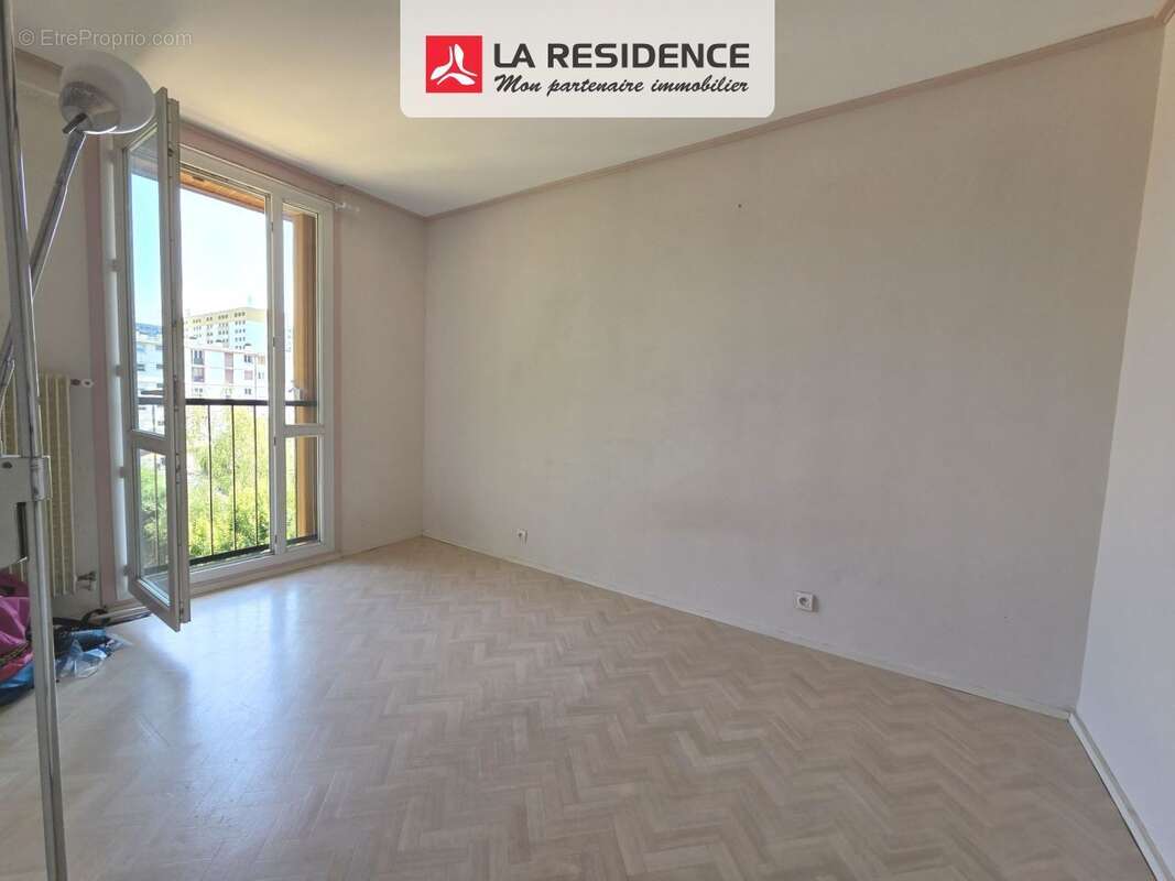 Appartement 71 m² à Franconville  - photo 3