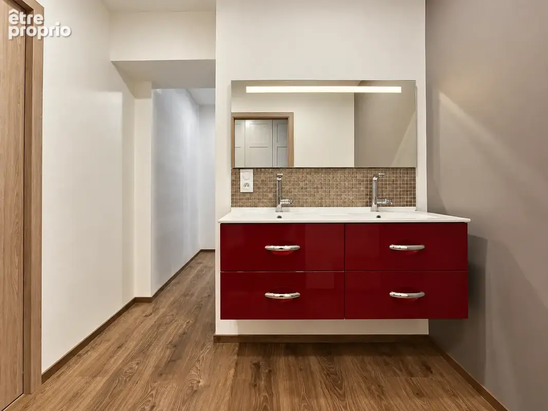Maison avec jardin & garages - photo 8