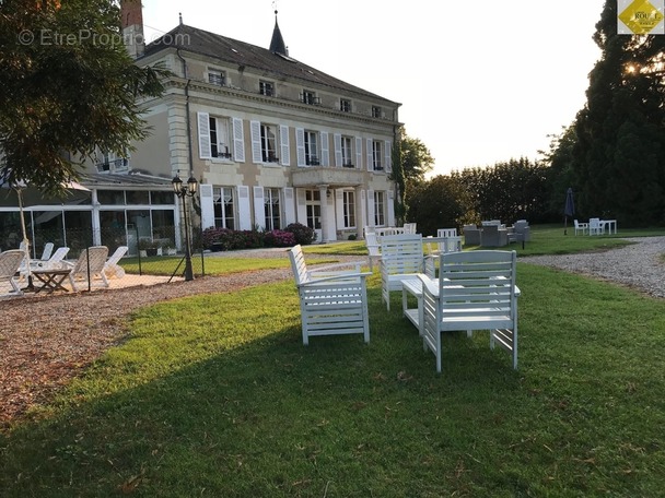 Maison à TOURNON-SAINT-PIERRE