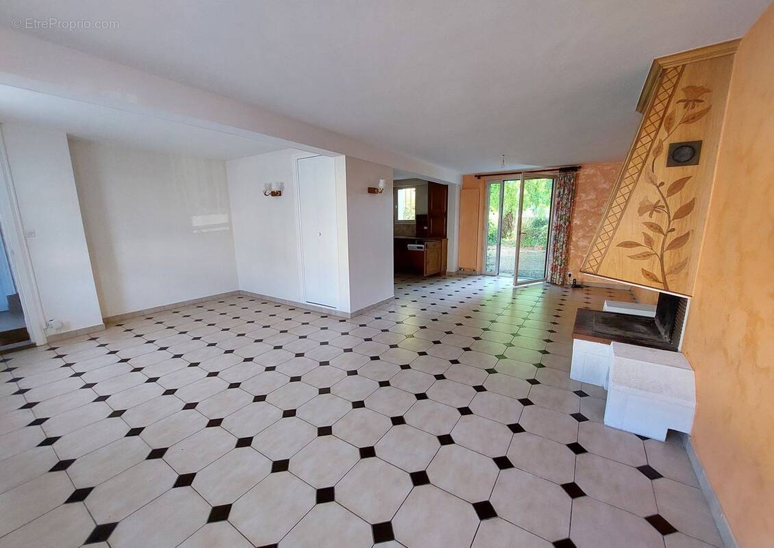 Maison à SAINT-BARTHELEMY-D&#039;ANJOU