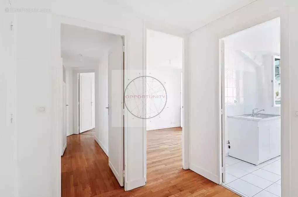 Appartement à PARIS-20E