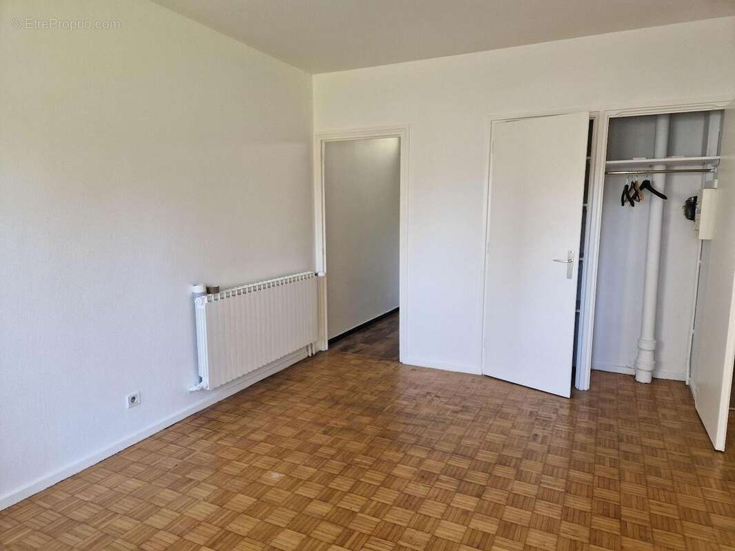   - Appartement à BRON