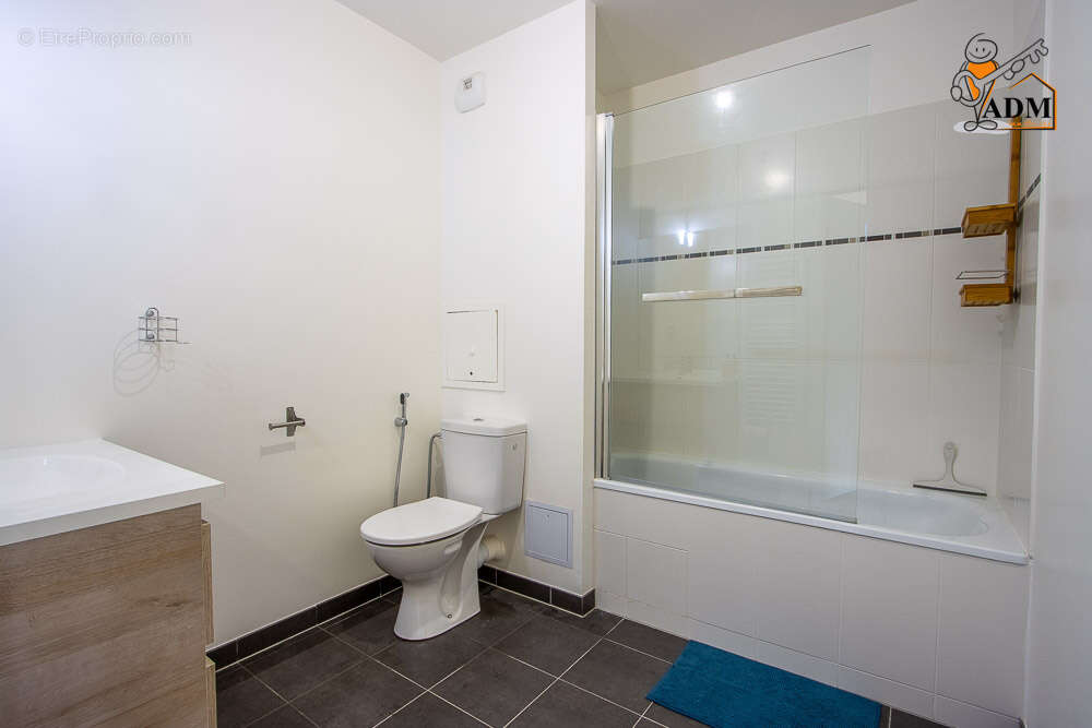 Appartement à AUBERVILLIERS