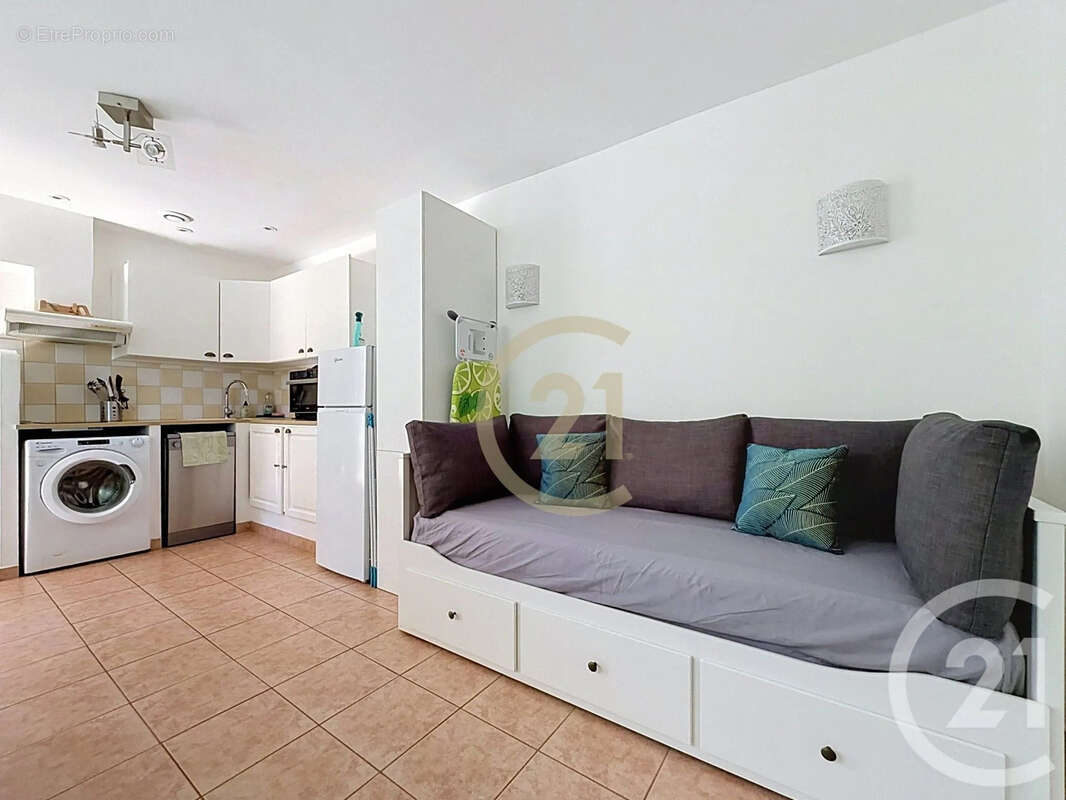 Maison 130 m² à Theziers  - photo 6