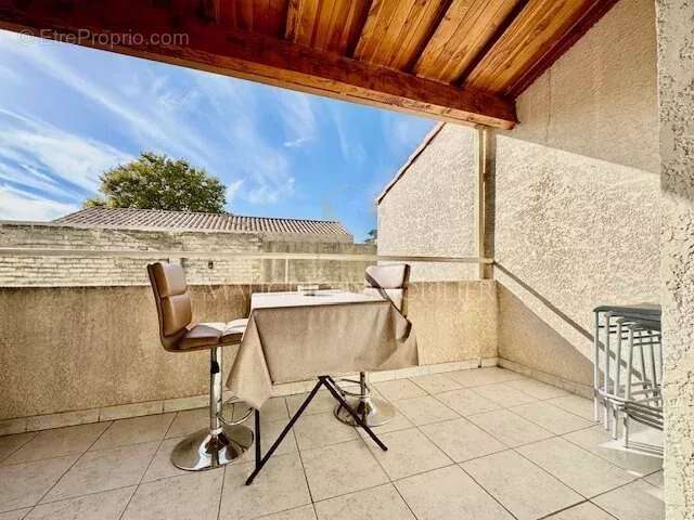 Appartement à MAUGUIO