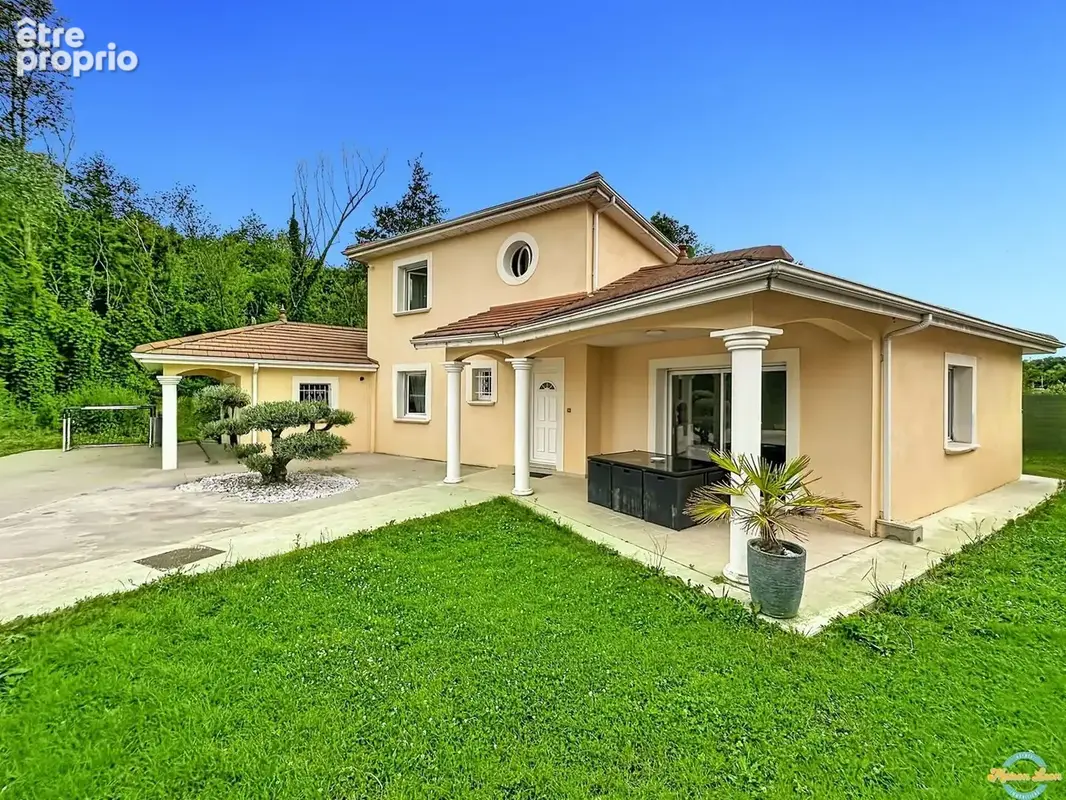 Photo Maison à Bourgoin-Jallieu au prix de 355 000€