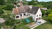 Maison à SAINT-MARTIAL-DE-VALETTE