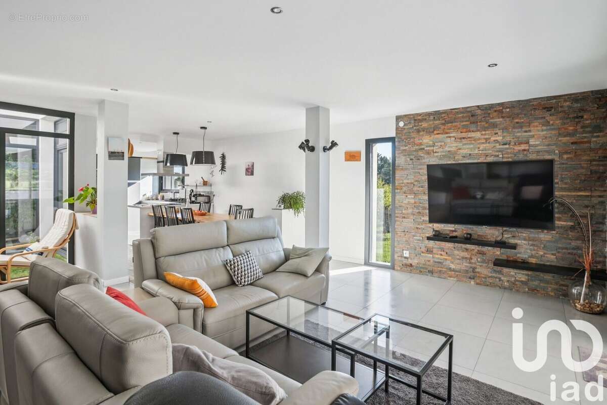 Photo 3 - Maison à BASSENS