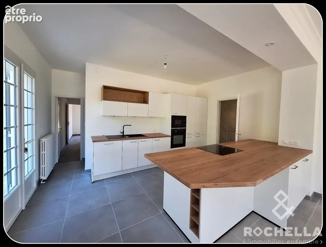 Maison 8 pièces 220 m² à vendre à Sainte-Soulle (17220) - photo 3