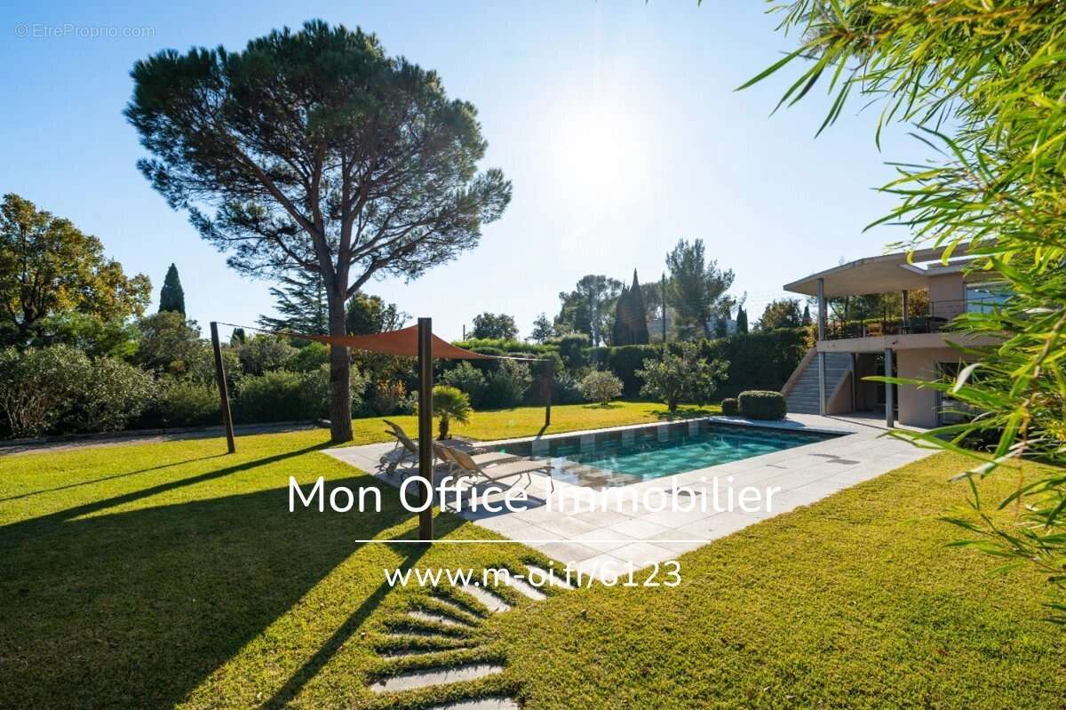 Maison à GRIMAUD