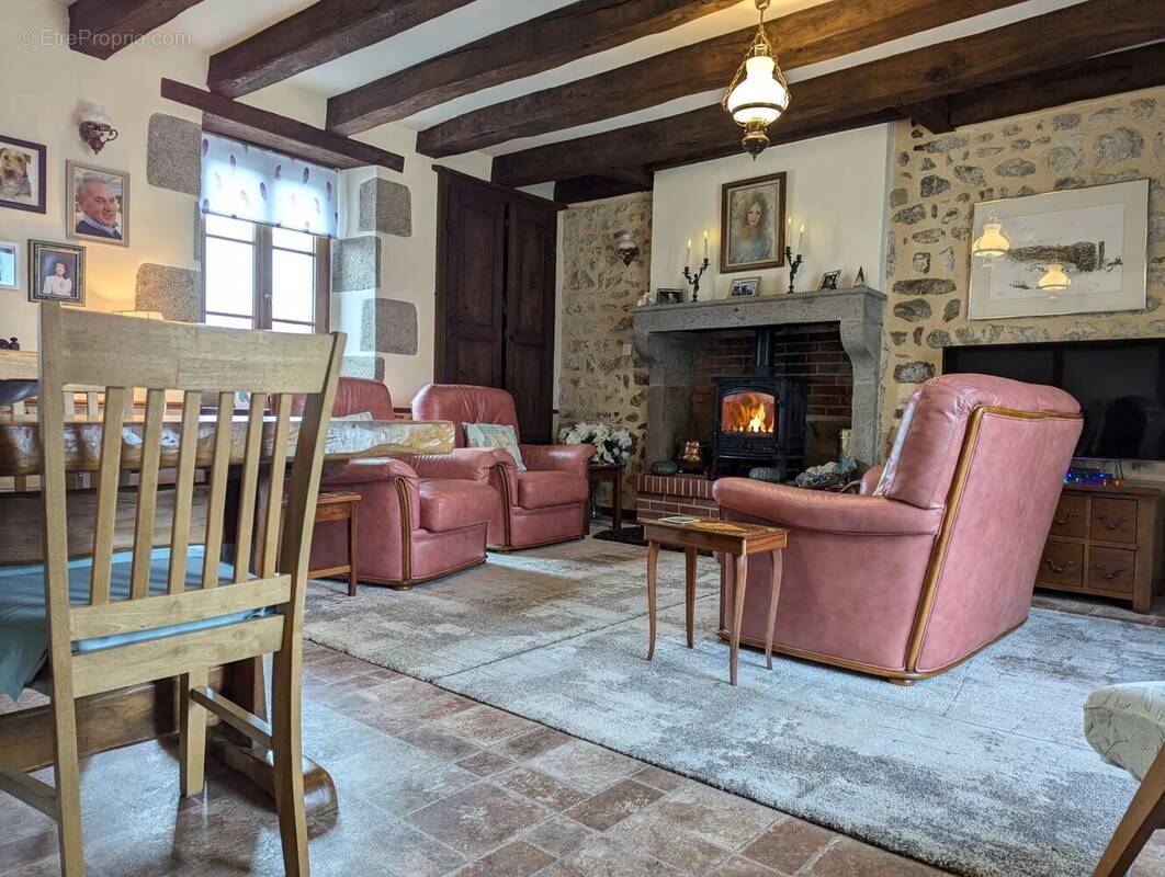 Maison à LATHUS-SAINT-REMY