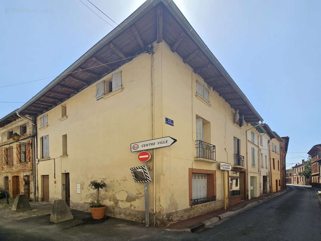 Appartement à VILLEMUR-SUR-TARN