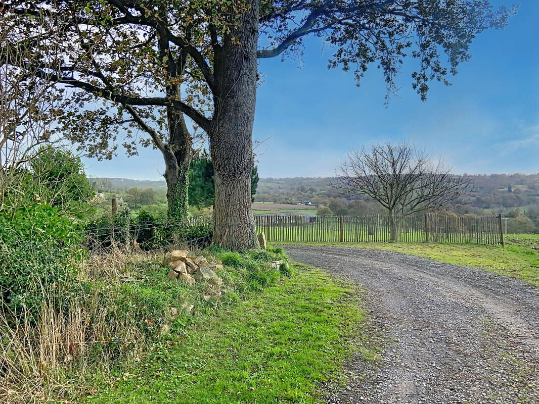 Maison à SAINT-JEAN-DES-CHAMPS