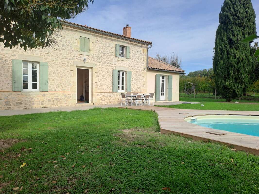 Maison à SAINTE-BAZEILLE