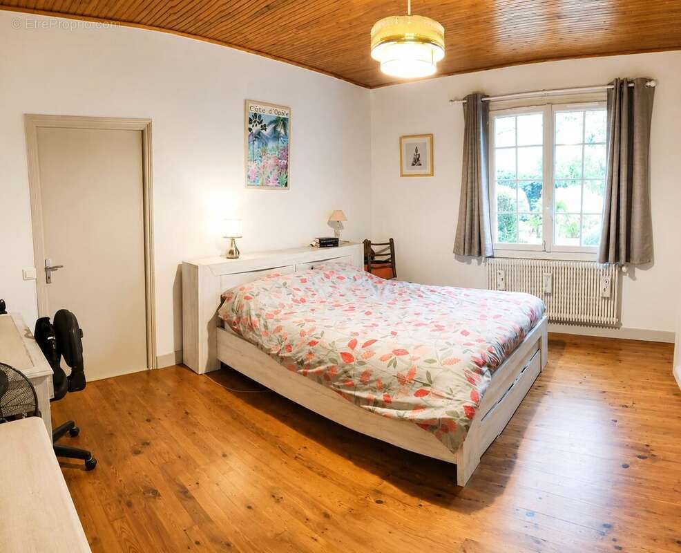 Maison 227 m² à Estrees-Les-Crecy  - photo 5