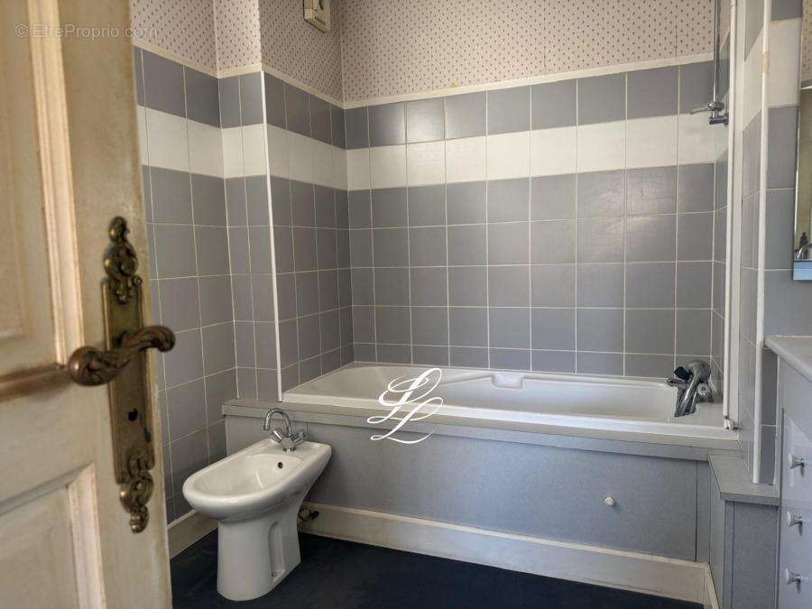 Appartement 136 m² à Le Mans  - photo 18