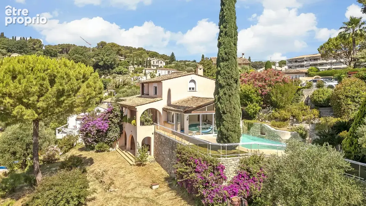Maison à MOUGINS
