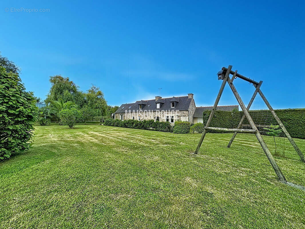 Maison à PLOUBAZLANEC
