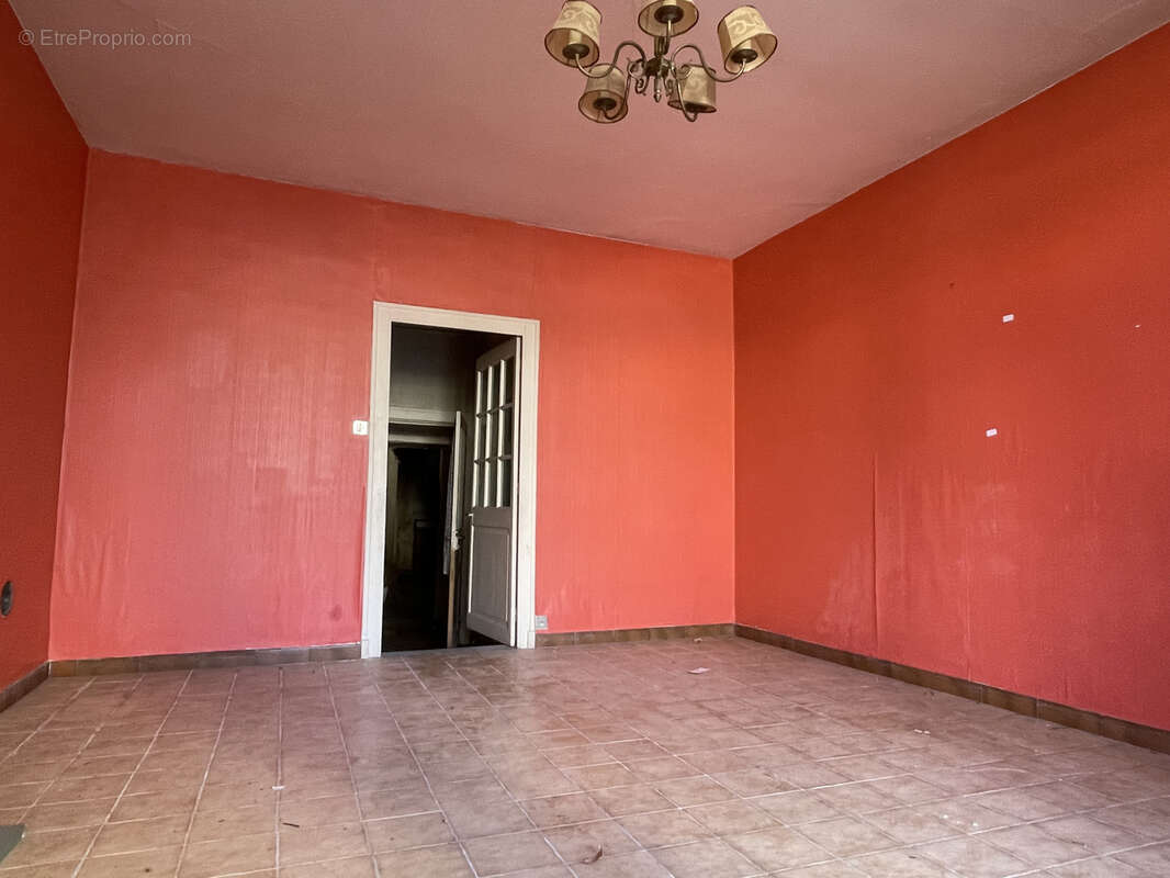 Maison à SAINT-ASTIER