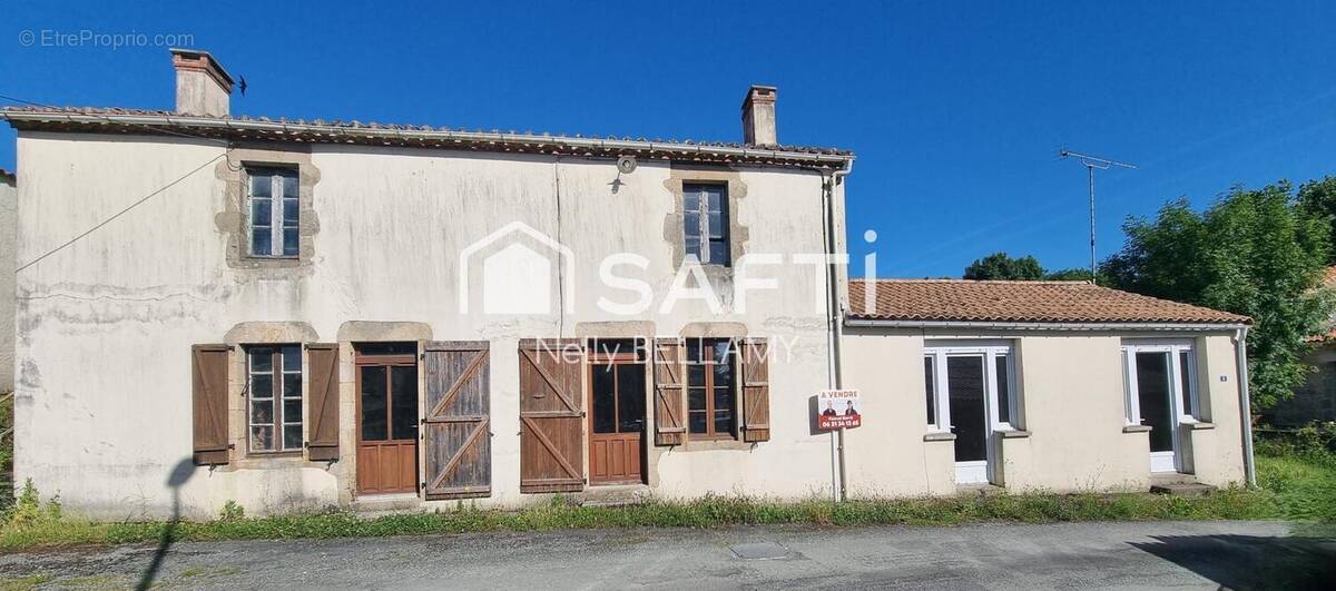 Photo 1 - Maison à VENANSAULT