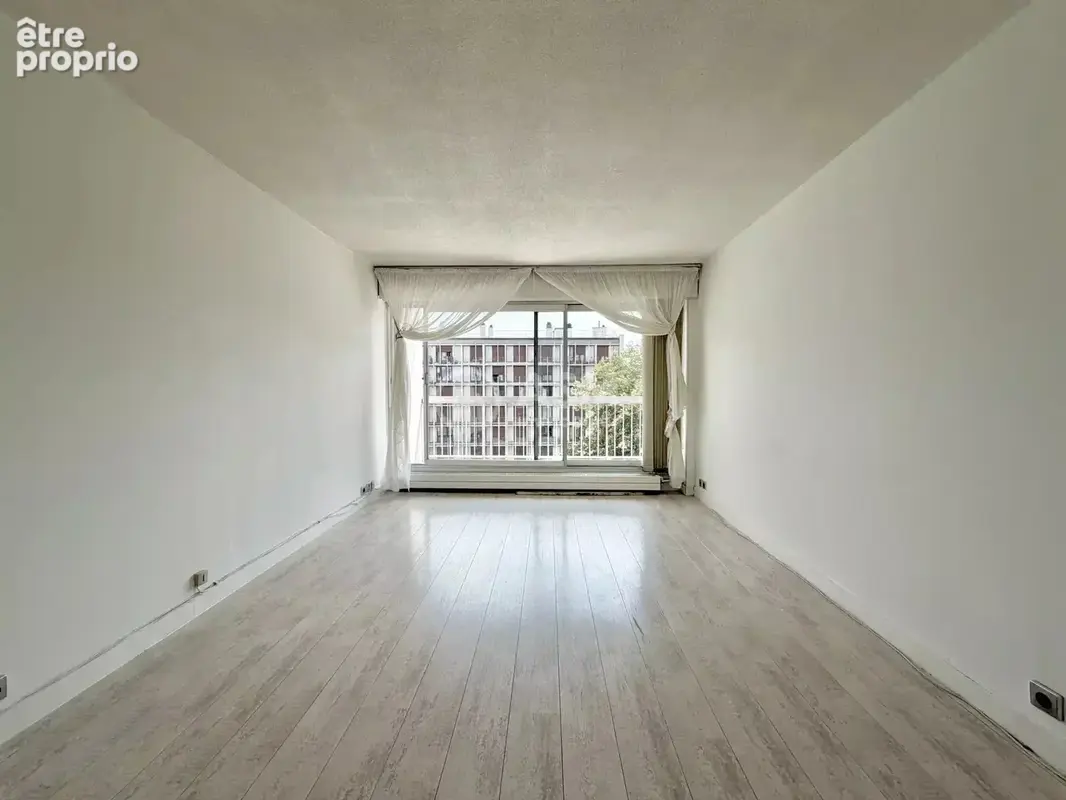A VENDRE - 3 pièces très lumineux avec 2 balcons parking et cave - photo 4