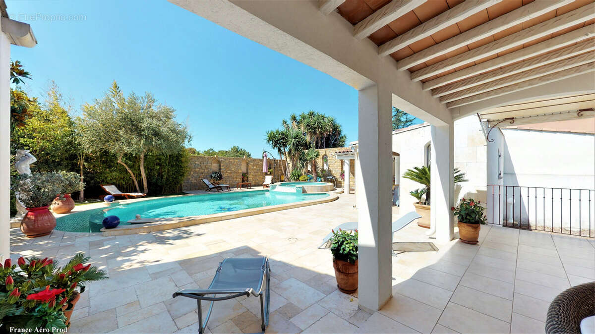 Maison à SANARY-SUR-MER