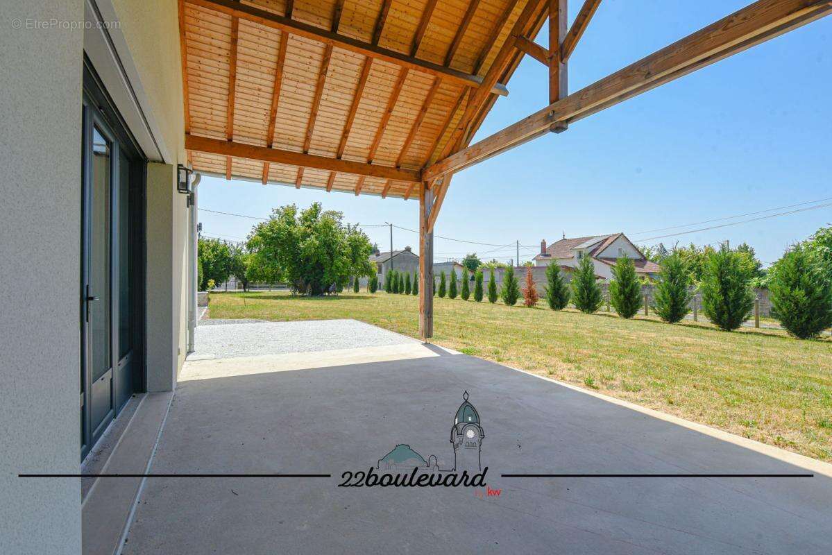 Maison à RILHAC-RANCON