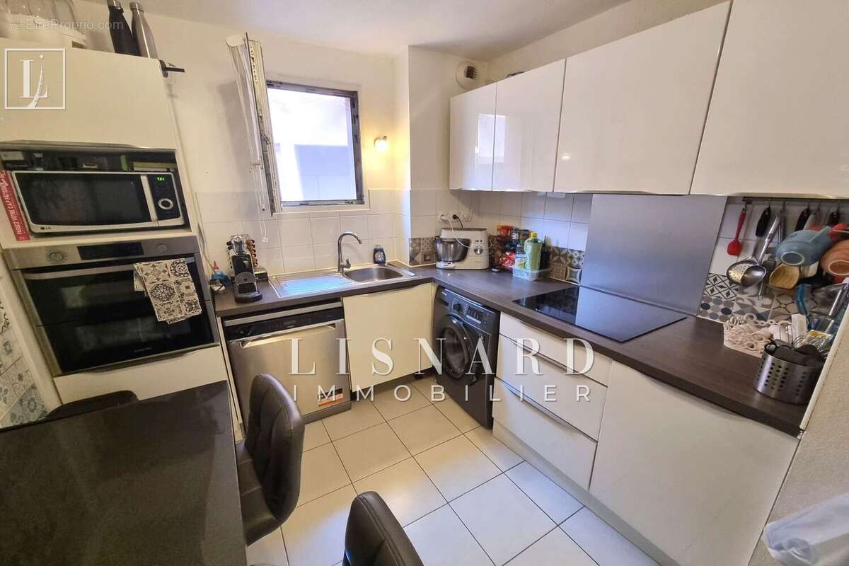 Appartement à VALLAURIS